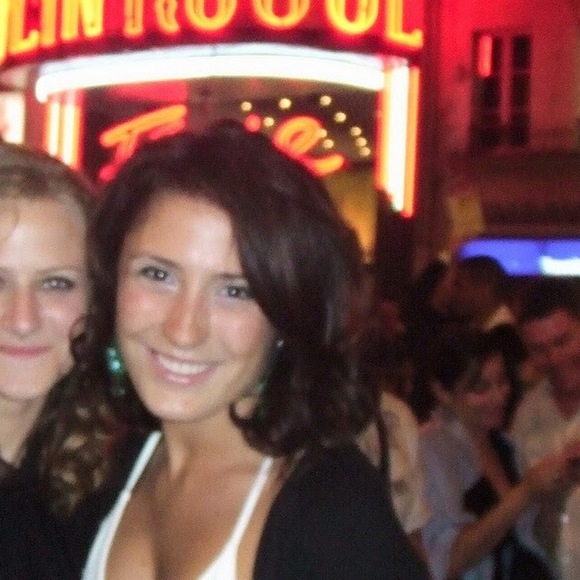 Meet your Posher, Felicia - Picture 1 of 1